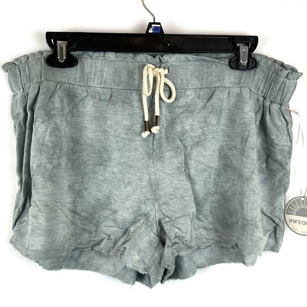 Sundown Women’s Grey Short Casual Shorts Size L